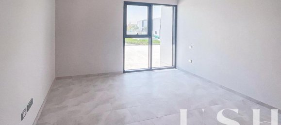 3 bedrooms Villa in Dubai Land, UAE No. 97937 4