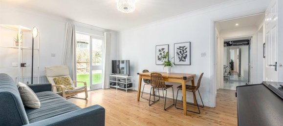 2 bedrooms Apartment in London, United Kingdom No. 12529 4