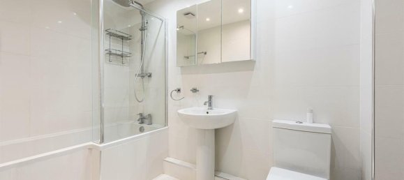 2 bedrooms Apartment in London, United Kingdom No. 12529 12