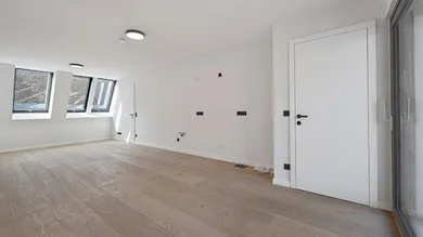 3 rooms Penthouse in Margareten, Austria No. 160431