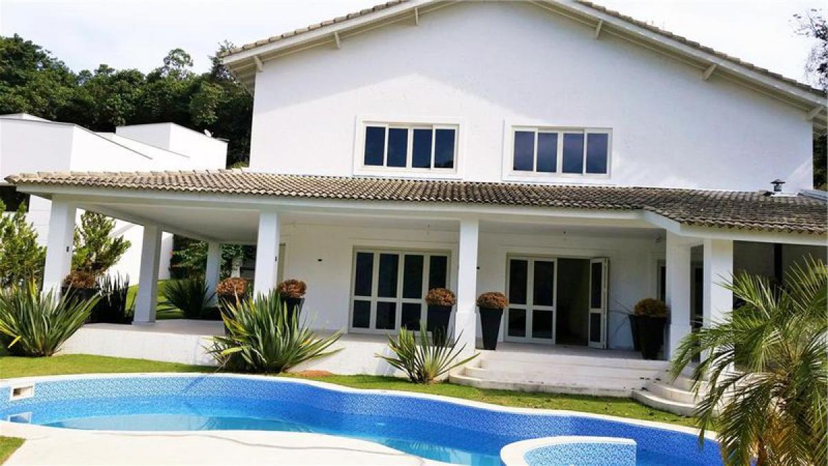 Дом с 4 спальнями в Сан-Паулу, Бразилия № 589062