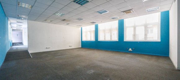 1400m² Warehouse in Turin, Italy No. 168687 5