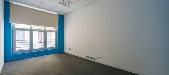 1400m² Warehouse in Turin, Italy No. 168687 8