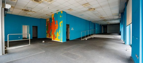 1400m² Warehouse in Turin, Italy No. 168687 20