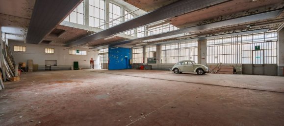 1400m² Warehouse in Turin, Italy No. 168687 37