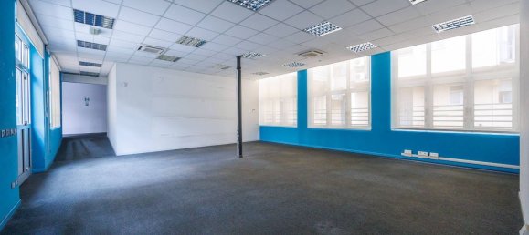 1400m² Warehouse in Turin, Italy No. 168687 10