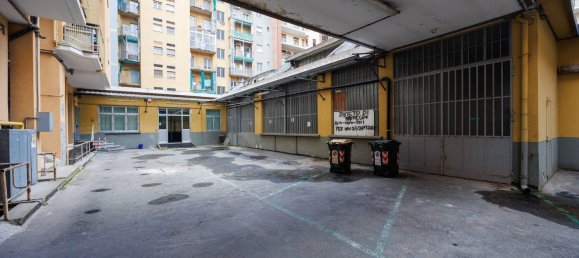 1400m² Warehouse in Turin, Italy No. 168687 33