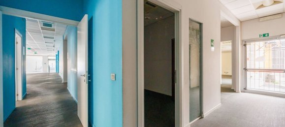 1400m² Warehouse in Turin, Italy No. 168687 13