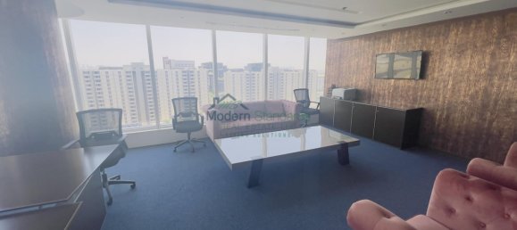 2633m² Office in Sheikh Zayed Road, UAE No. 9481 17