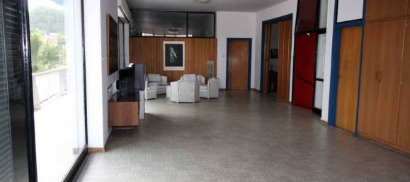 7 bedrooms House in Nicosia, Cyprus No. 10790 2