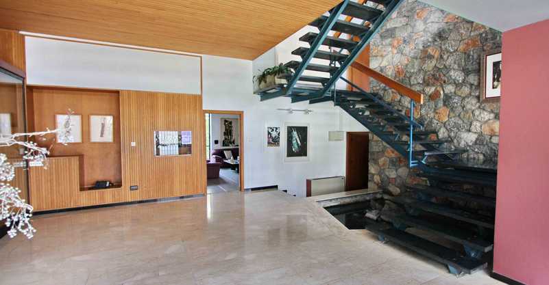 7 bedrooms House in Nicosia, Cyprus No. 10790