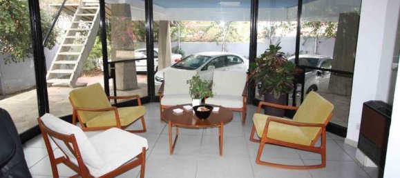 7 bedrooms House in Nicosia, Cyprus No. 10790 4