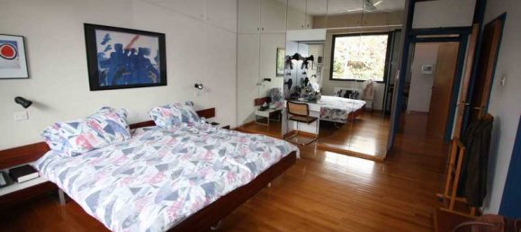 7 bedrooms House in Nicosia, Cyprus No. 10790 8