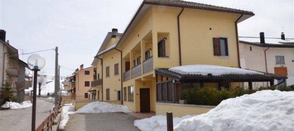 2 Schlafzimmer Wohnung in Ovindoli, Italy, Nr. 173690 10