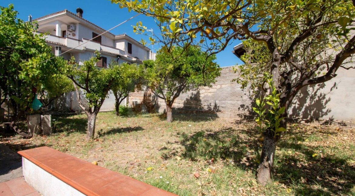 6 bedrooms Apartment in Sorso, Italy No. 305907