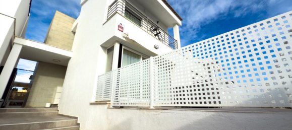 Casa de 3 dormitorios en Alicante, Spain No. 284089 13