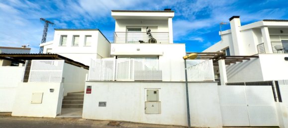 Casa de 3 dormitorios en Alicante, Spain No. 284089 3