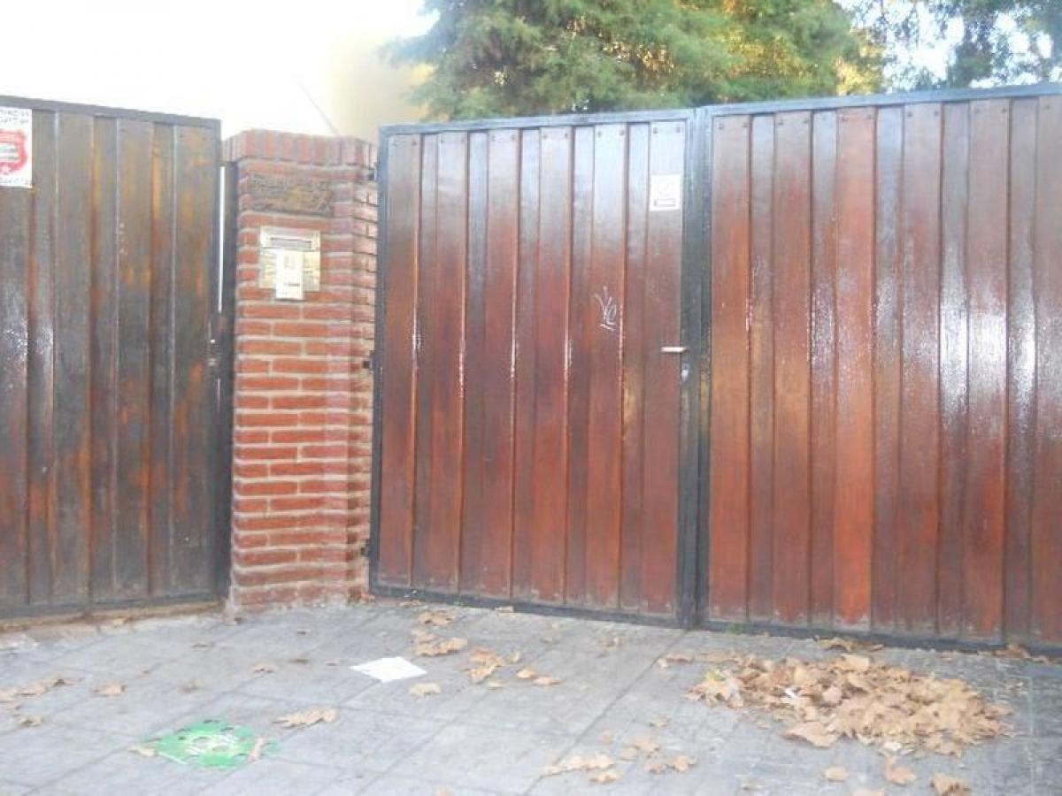 2 bedrooms House in General San Martin, Argentina No. 52062