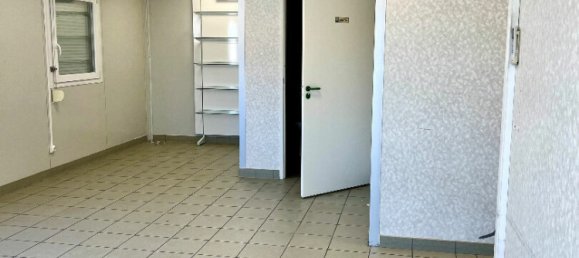 عقار تجاري في La Boisse, France 171متر مربع رقم 269776 2