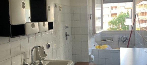 3 bedrooms Apartment in Milan, Italy No. 360752 44