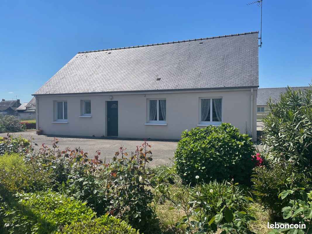 2 bedrooms House in Ombree d'Anjou, France No. 340697