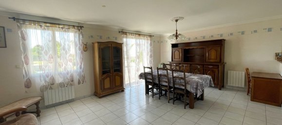 2 bedrooms House in Ombree d'Anjou, France No. 340697 4