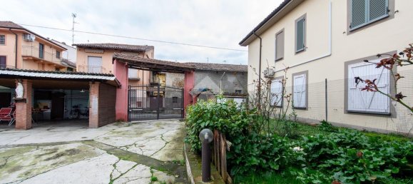 6 rooms House in Morano sul Po, Italy No. 76991 5