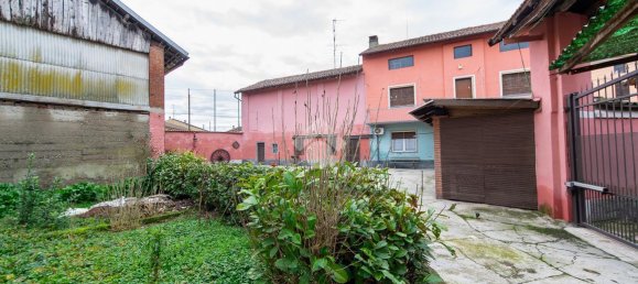 6 rooms House in Morano sul Po, Italy No. 76991 4