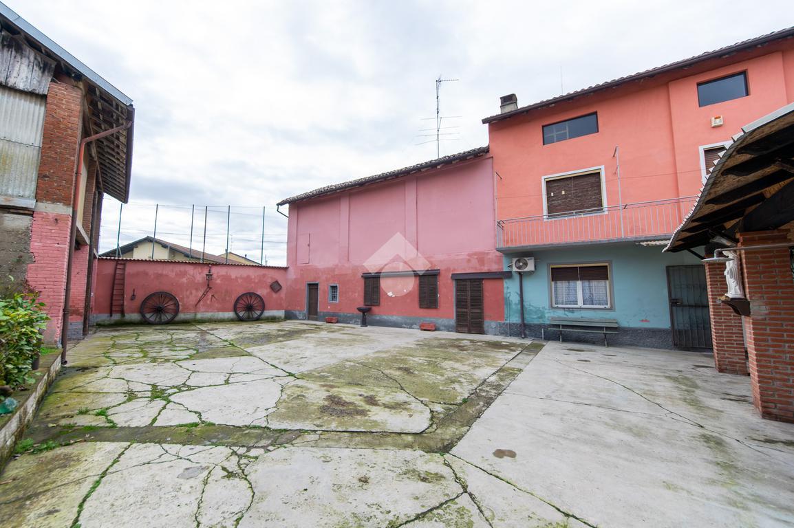 6 rooms House in Morano sul Po, Italy No. 76991