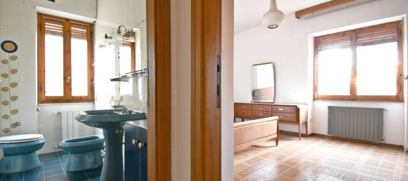 Квартира с 3 комнатами в Кальяри, Италия № 212126 17