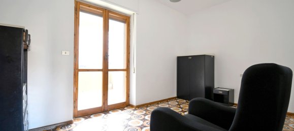 Квартира с 3 комнатами в Кальяри, Италия № 212126 25