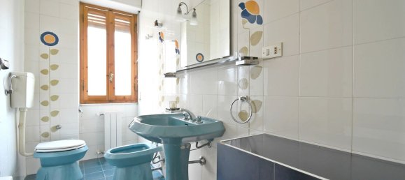 Квартира с 3 комнатами в Кальяри, Италия № 212126 22