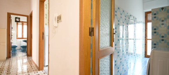 Квартира с 3 комнатами в Кальяри, Италия № 212126 2