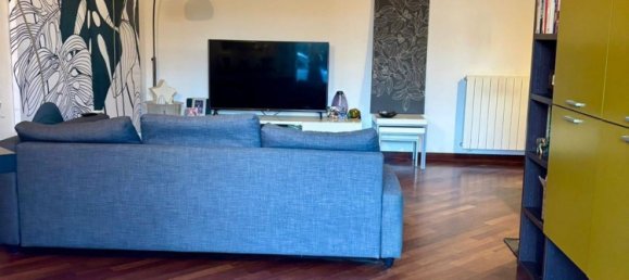 5 rooms Apartment in Massa, Italy No. 270687 7