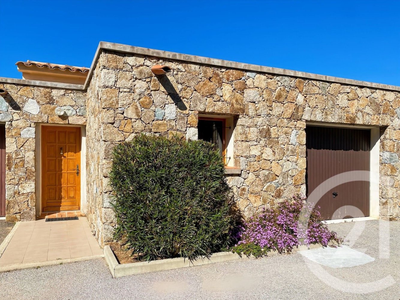 4 bedrooms House in Belgodere, France No. 270571