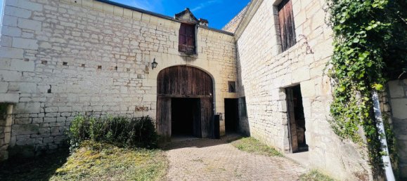 4 bedrooms House in Chinon, France No. 264802 3