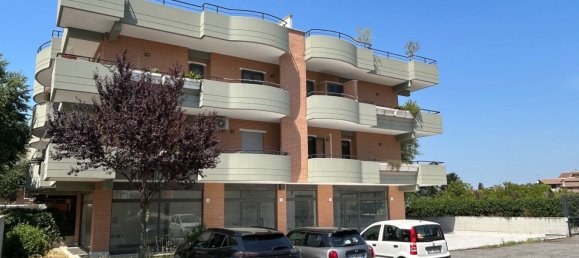 3 chambres Appartement à Rome, Italy No. 314265 5