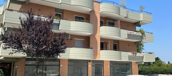 3 chambres Appartement à Rome, Italy No. 314265 4