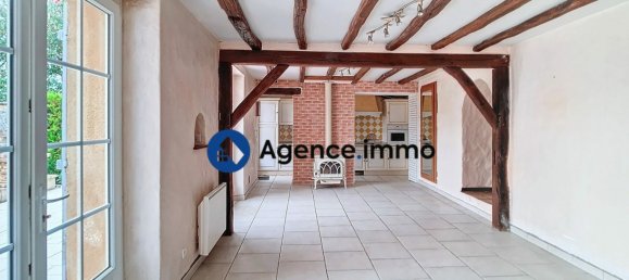 Casa de 4 dormitorios en Chateau-la-Valliere, France No. 236374 4