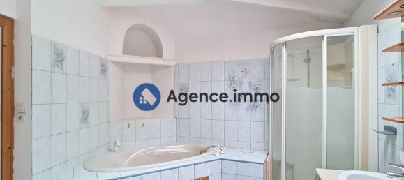 Casa de 4 dormitorios en Chateau-la-Valliere, France No. 236374 9