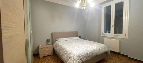 3 rooms Penthouse in La Spezia, Italy No. 36190 11