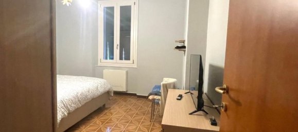 3 rooms Penthouse in La Spezia, Italy No. 36190 9