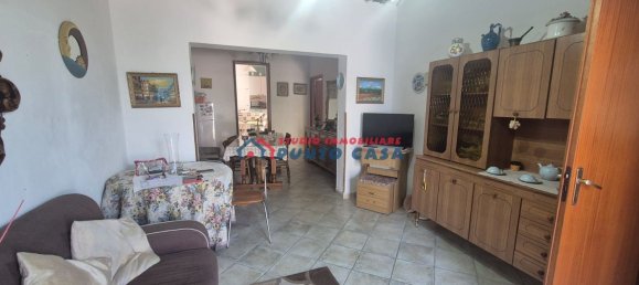 3 rooms House in Buseto Palizzolo, Italy No. 258029 10