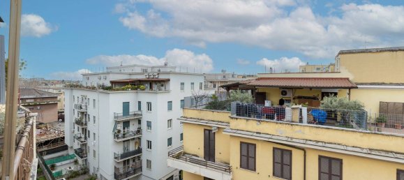 2 Schlafzimmer Penthouse in Rome, Italy, Nr. 167388 8