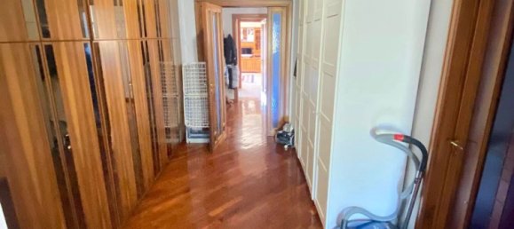 6 rooms Apartment in Baronissi, Italy No. 15591 9