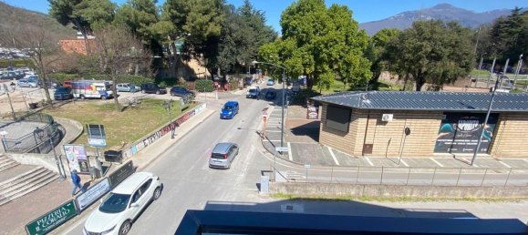 6 rooms Apartment in Baronissi, Italy No. 15591 2