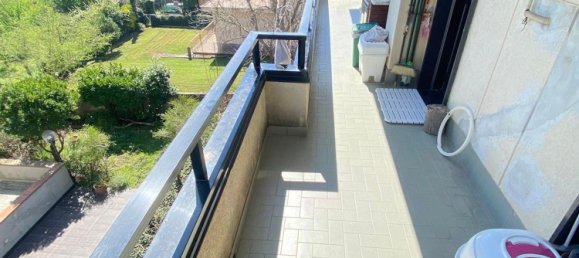 6 rooms Apartment in Baronissi, Italy No. 15591 4