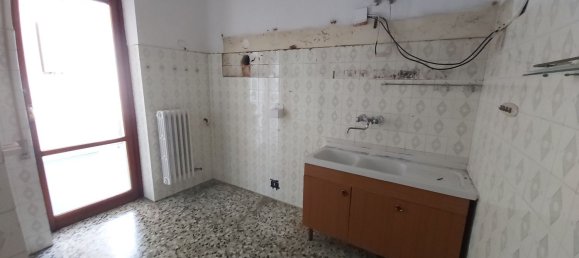6 rooms Apartment in Brindisi, Italy No. 290082 13