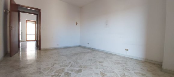 6 rooms Apartment in Brindisi, Italy No. 290082 22