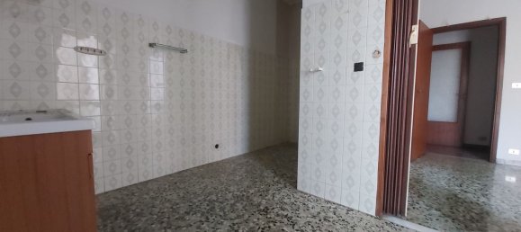 6 rooms Apartment in Brindisi, Italy No. 290082 12